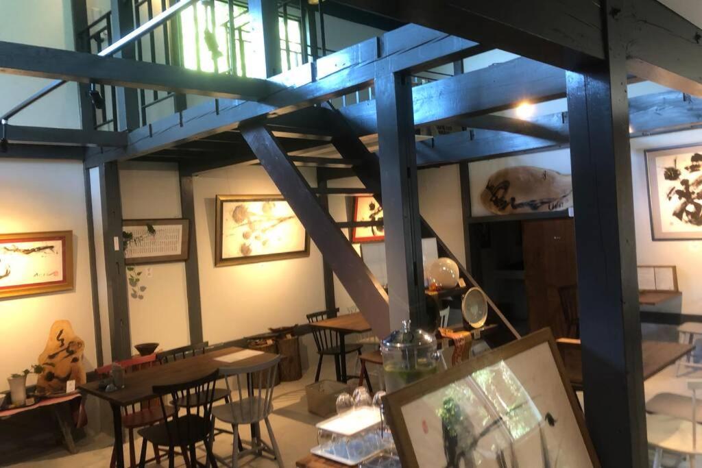 ゲストハウス+カフェわ　１日１組限定！ 築１００年の農家の古民家で宿泊体験、薪でお風呂沸かせます。焚き火もできます。 Kannami Luaran gambar
