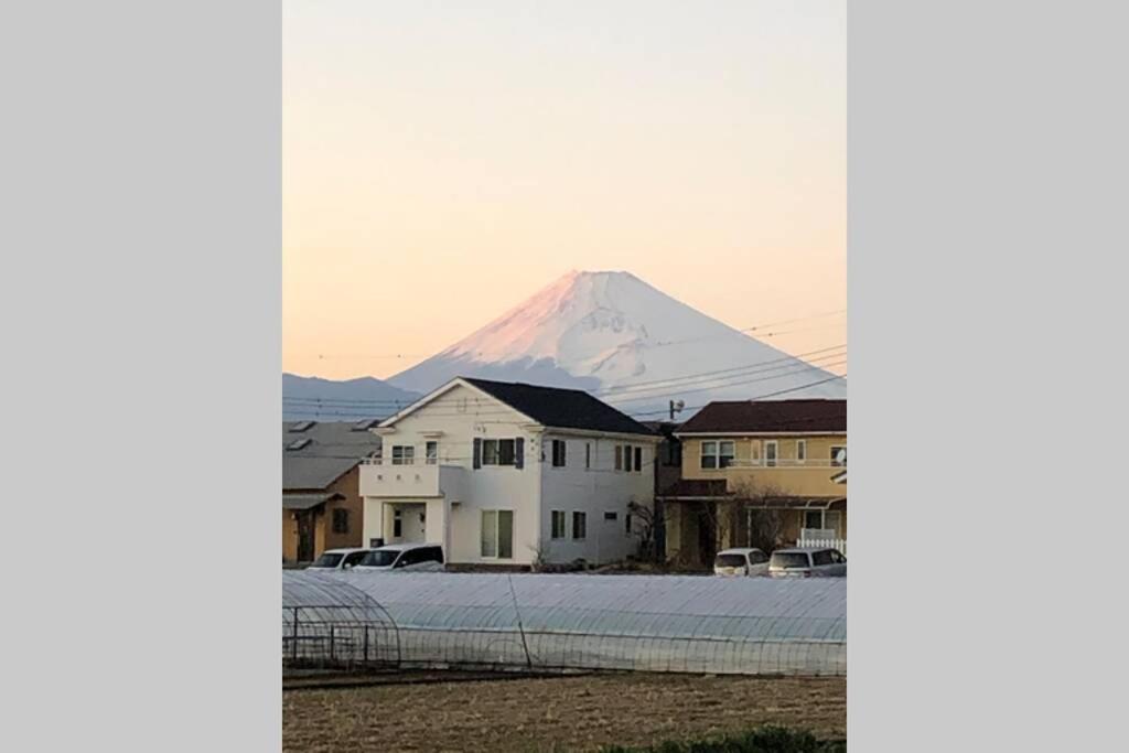 ゲストハウス+カフェわ　１日１組限定！ 築１００年の農家の古民家で宿泊体験、薪でお風呂沸かせます。焚き火もできます。 Kannami Luaran gambar