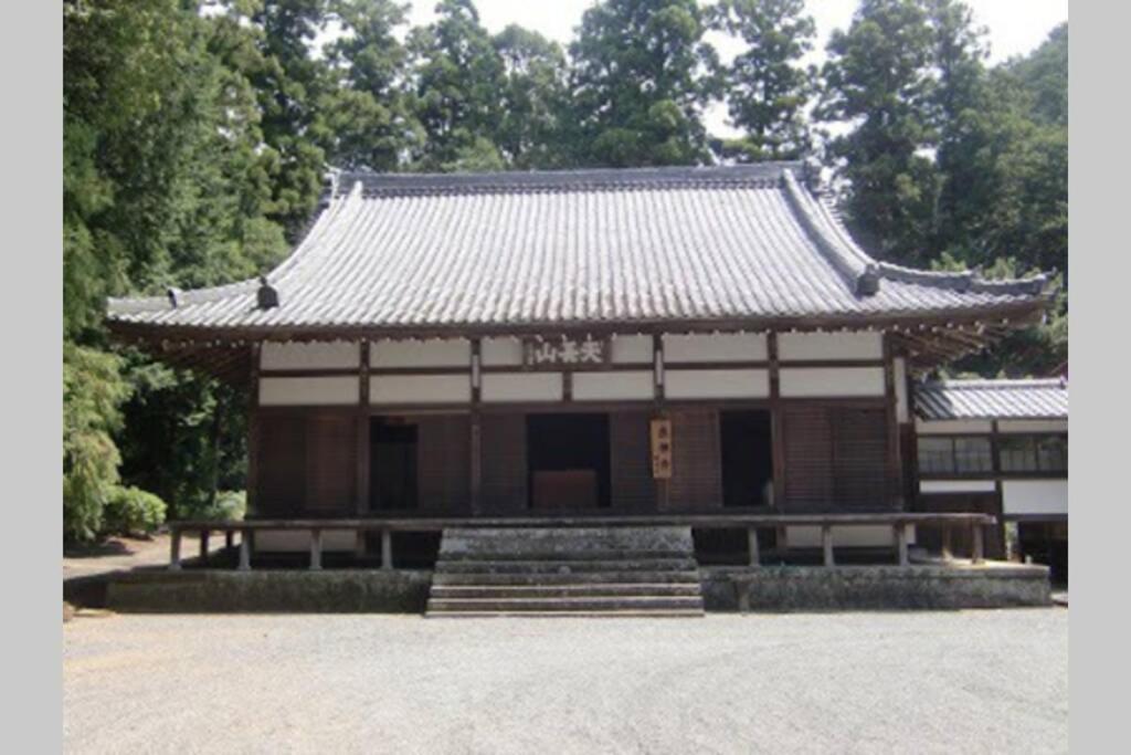 ゲストハウス+カフェわ　１日１組限定！ 築１００年の農家の古民家で宿泊体験、薪でお風呂沸かせます。焚き火もできます。 Kannami Luaran gambar