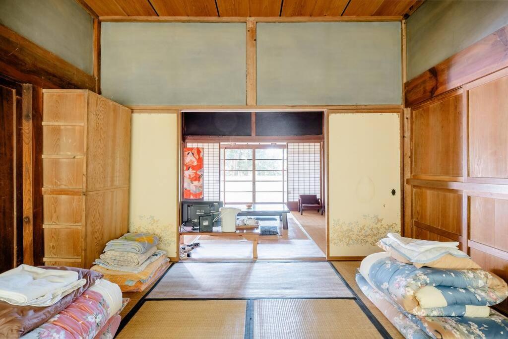 ゲストハウス+カフェわ　１日１組限定！ 築１００年の農家の古民家で宿泊体験、薪でお風呂沸かせます。焚き火もできます。 Kannami Luaran gambar